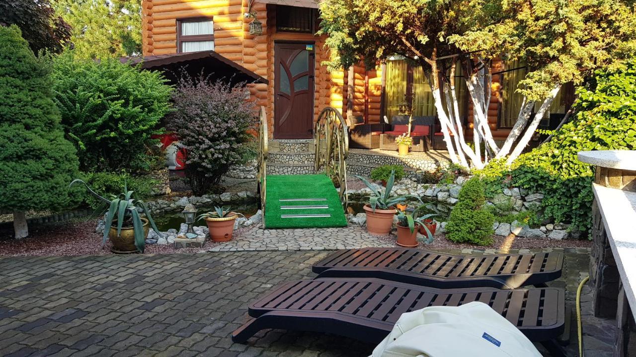 Luxury Villa With Pool And Sauna Chernivtsi Luaran gambar