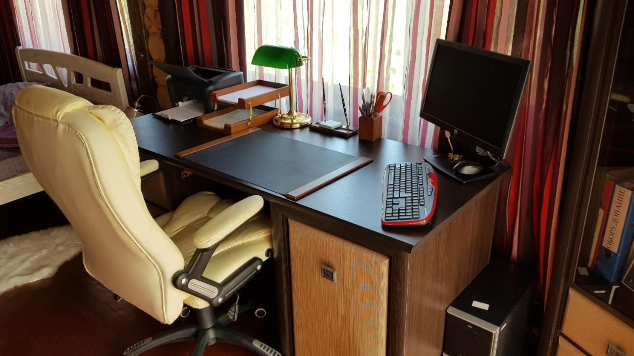 Luxury Villa With Pool And Sauna Chernivtsi Luaran gambar