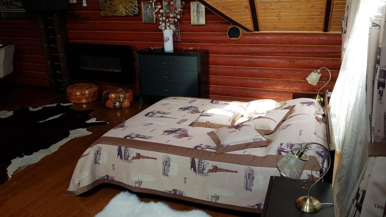 Luxury Villa With Pool And Sauna Chernivtsi Luaran gambar