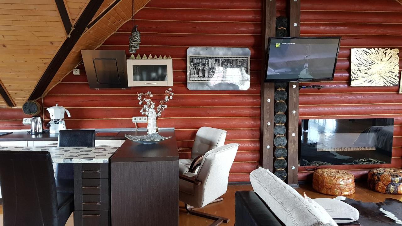 Luxury Villa With Pool And Sauna Chernivtsi Luaran gambar