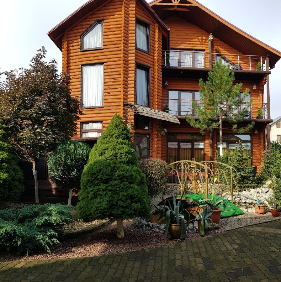 Luxury Villa With Pool And Sauna Chernivtsi Luaran gambar