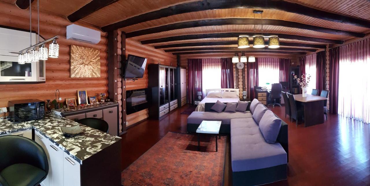 Luxury Villa With Pool And Sauna Chernivtsi Luaran gambar